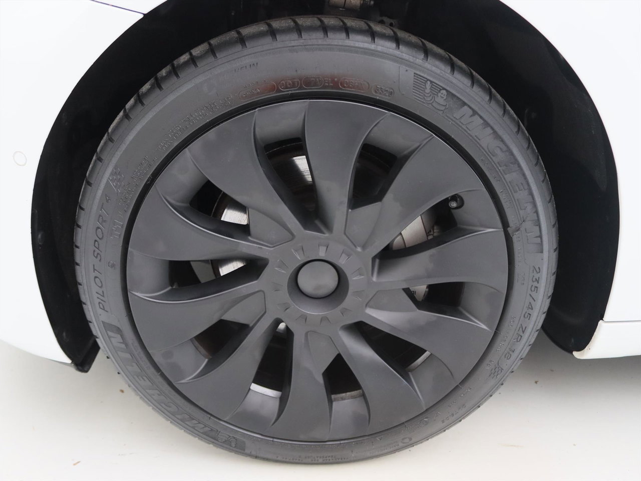 Tesla Model 3 Standard RWD Plus 89% SoH [ LFP-ACCU+AUTOPILOT+60 kWh+PREMIUM AUDIO ] 11
