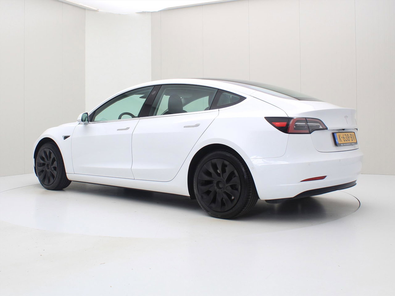 Tesla Model 3 Standard RWD Plus 89% SoH [ LFP-ACCU+AUTOPILOT+60 kWh+PREMIUM AUDIO ] 3