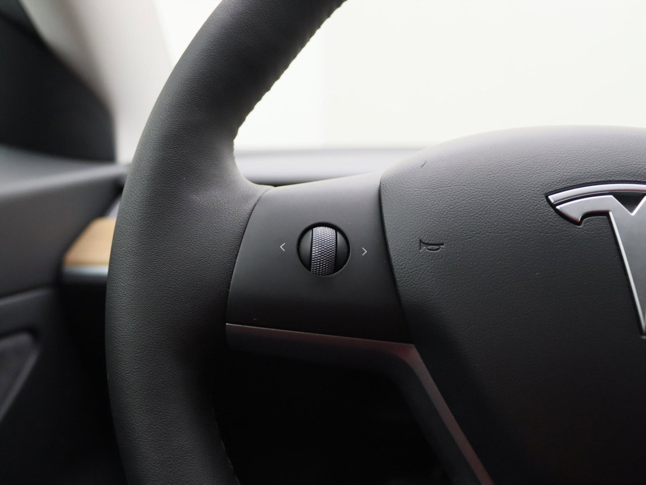 Tesla Model 3 Standard RWD Plus 89% SoH [ LFP-ACCU+AUTOPILOT+60 kWh+PREMIUM AUDIO ] 22