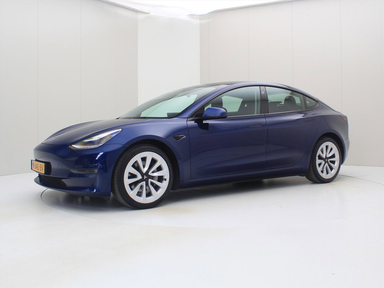 Tesla Model 3 Long-Range AWD 351pk 75 kWh FACELIFT 87% SoH [ TREKHAAK+WARMTEPOMP+AUTOPILOT+620KM WLTP+PREMIUM AUDIO ] 7