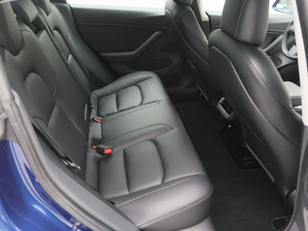 Tesla Model 3 Long-Range AWD 351pk 75 kWh FACELIFT 87% SoH [ TREKHAAK+WARMTEPOMP+AUTOPILOT+620KM WLTP+PREMIUM AUDIO ] 9