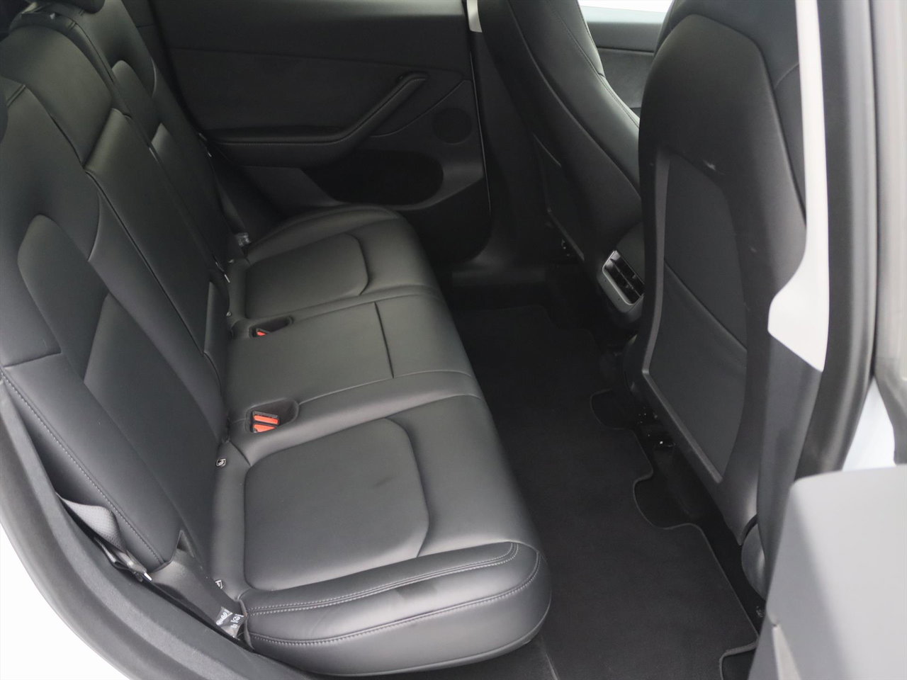 Tesla Model Y Standard RWD Plus 351pk 93% SoH [ LFP ACCU+AUTOPILOT+19 INCH+PREMIUM AUDIO ] 9