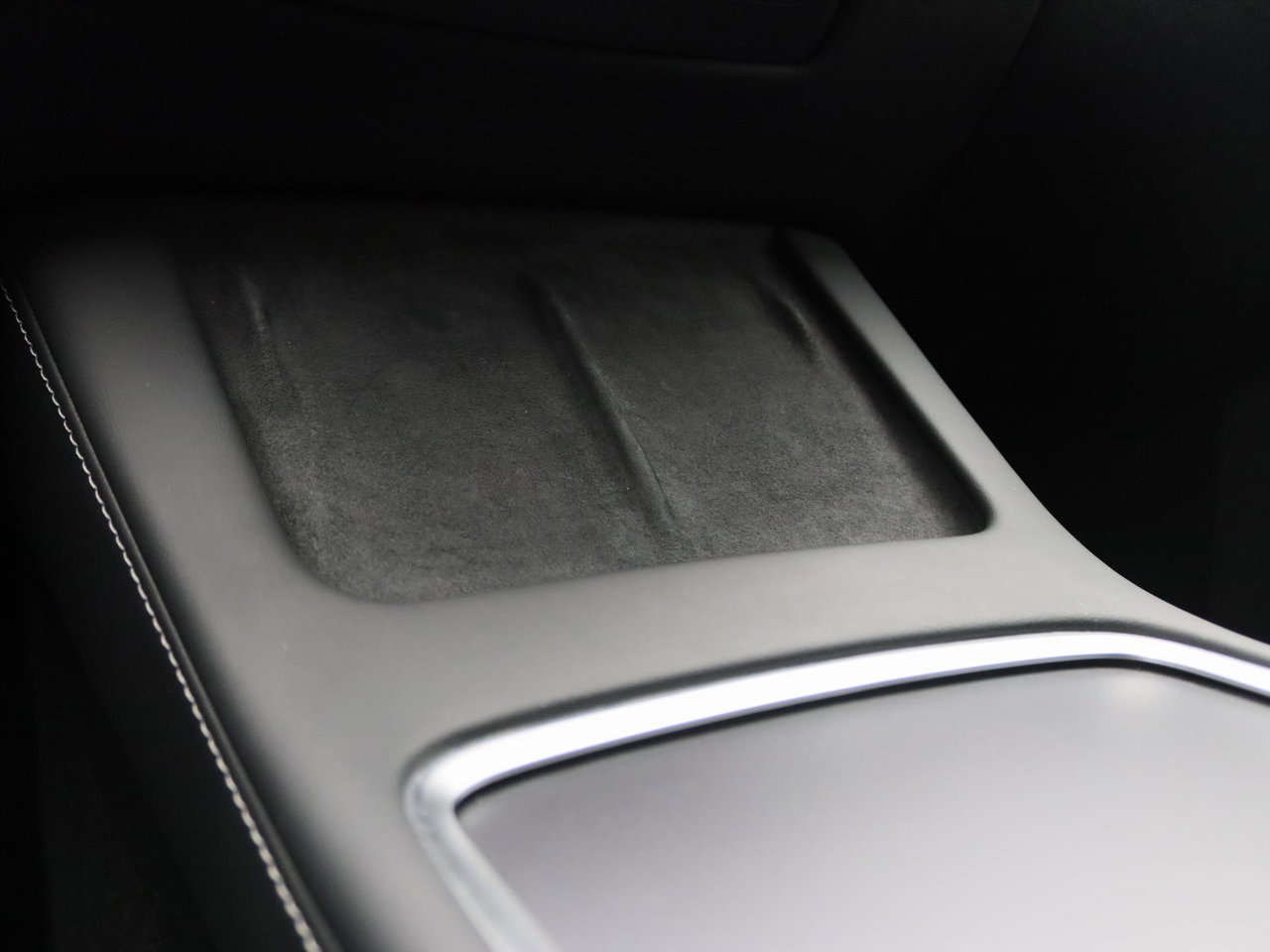 Tesla Model Y Standard RWD Plus 351pk 93% SoH [ LFP ACCU+AUTOPILOT+19 INCH+PREMIUM AUDIO ] 29