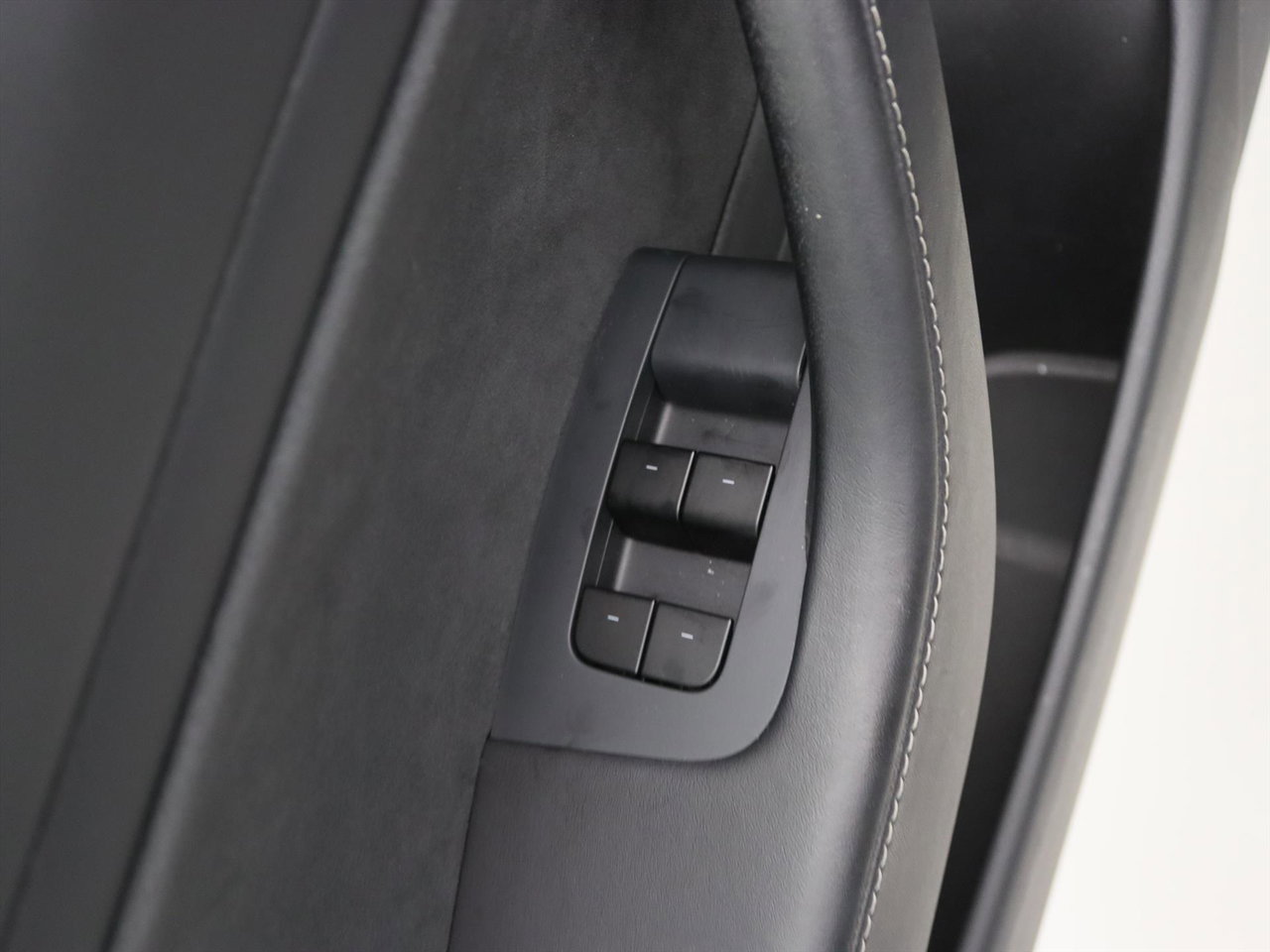 Tesla Model 3 Long-Range AWD 351pk 75 kWh FACELIFT 86% SoH [ WARMTEPOMP+AUTOPILOT+620KM WLTP+PREMIUM AUDIO ] 24