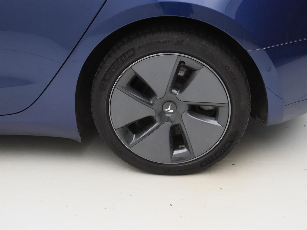 Tesla Model 3 Long-Range AWD 351pk 75 kWh FACELIFT [ WARMTEPOMP+AUTOPILOT+620KM WLTP+PREMIUM AUDIO ] 22