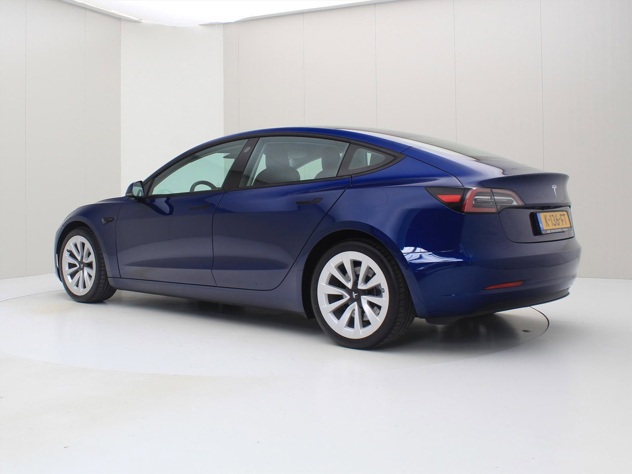 Tesla Model 3 Long-Range AWD 351pk 75 kWh 91.5% SoH FACELIFT [ WARMTEPOMP+AUTOPILOT+620KM WLTP+PREMIUM AUDIO ] 4