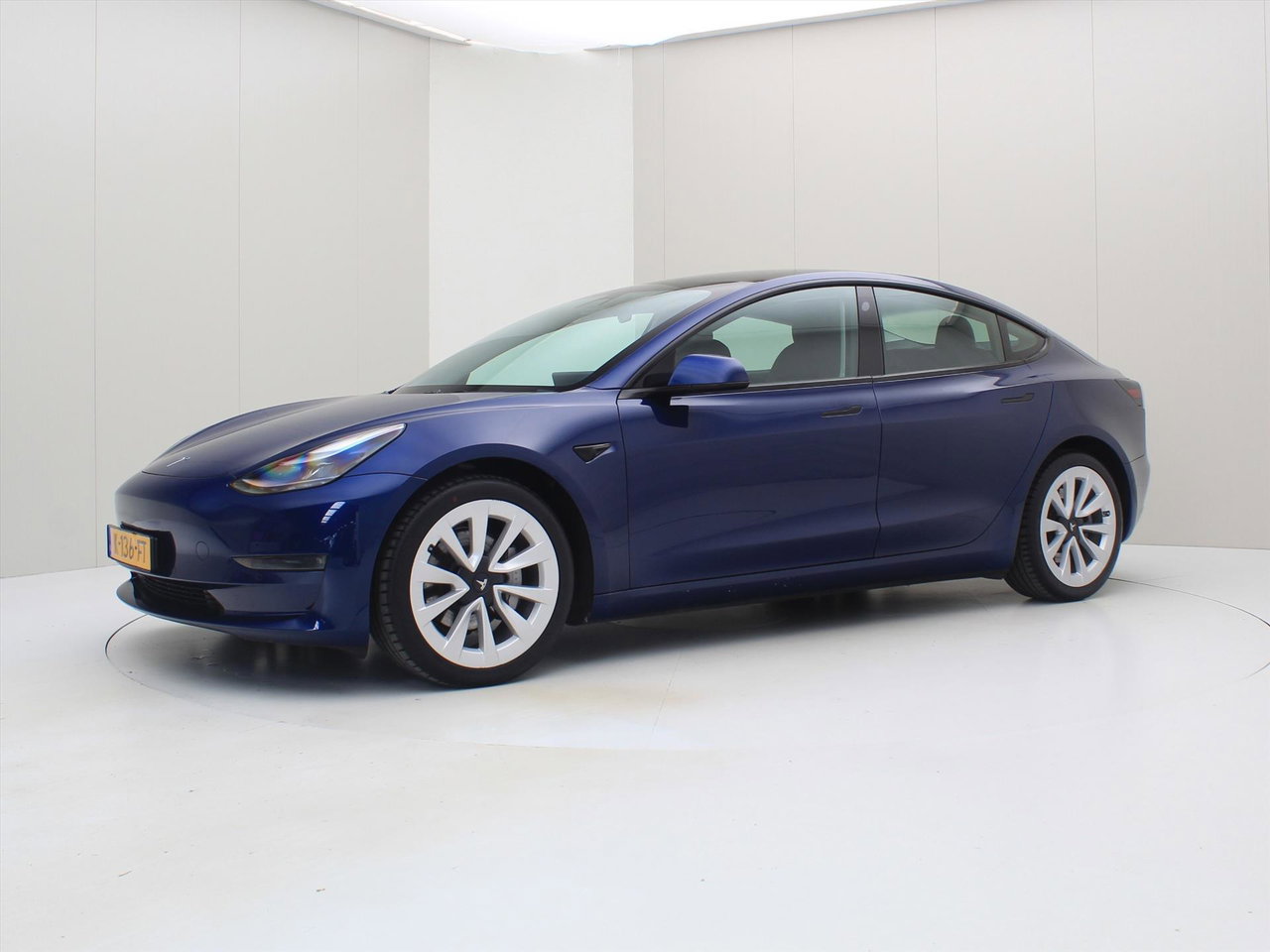 Tesla Model 3 Long-Range AWD 351pk 75 kWh 91.5% SoH FACELIFT [ WARMTEPOMP+AUTOPILOT+620KM WLTP+PREMIUM AUDIO ] 8