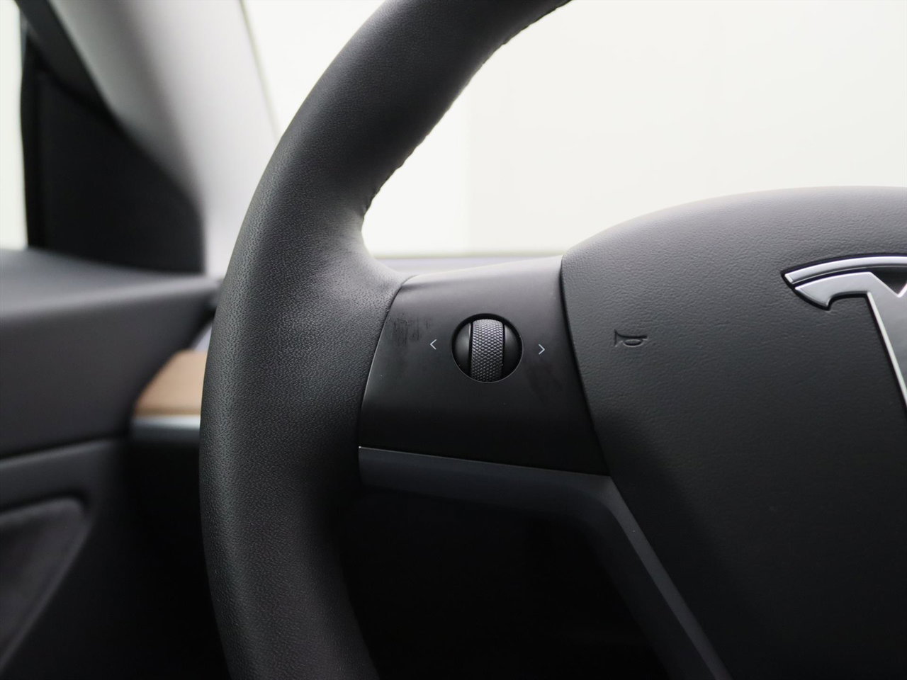 Tesla Model 3 Long-Range AWD 351pk 75 kWh 91.5% SoH FACELIFT [ WARMTEPOMP+AUTOPILOT+620KM WLTP+PREMIUM AUDIO ] 21