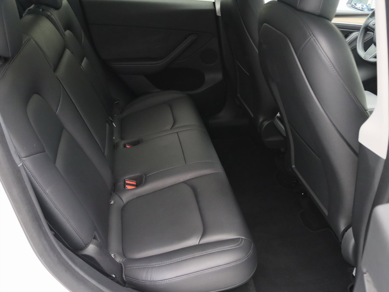 Tesla Model Y Long Range AWD 351pk [ AUTOPILOT+19 INCH+PREMIUM AUDIO ] 13