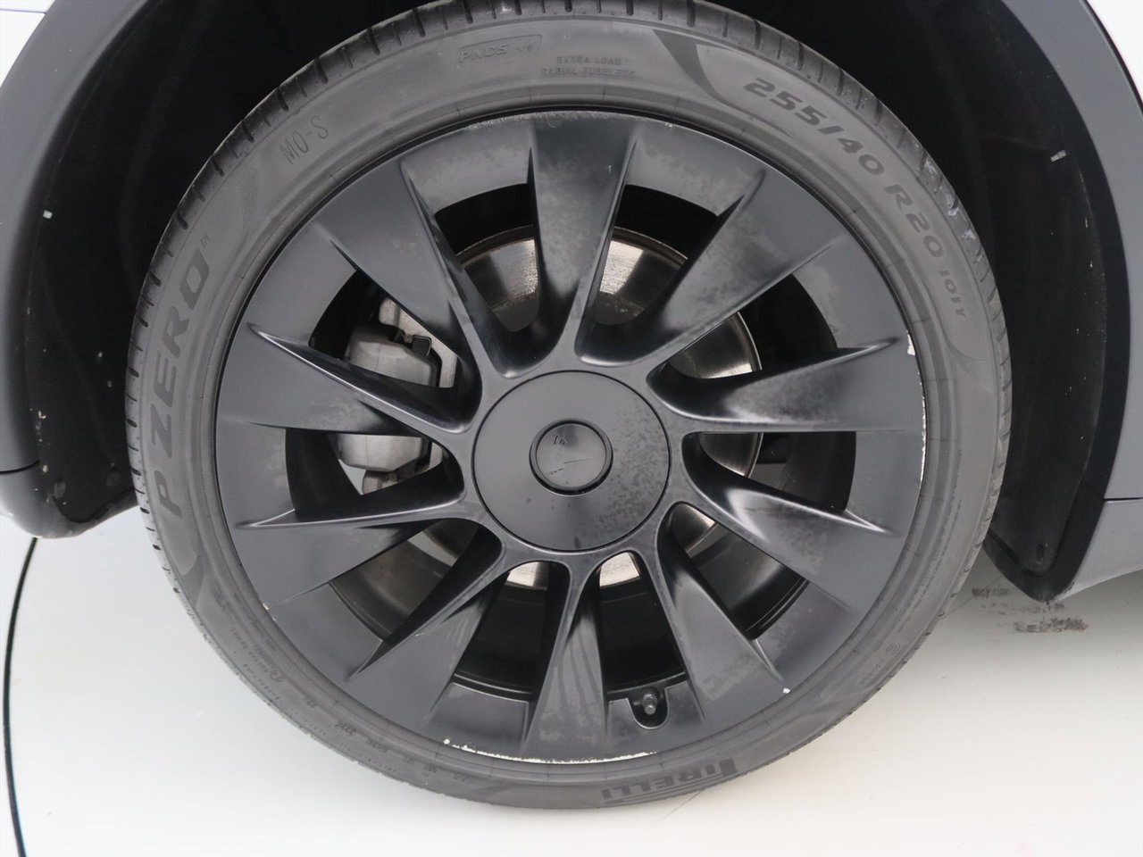 Tesla Model Y Long Range AWD 351pk [ AUTOPILOT+19 INCH+PREMIUM AUDIO ] 9