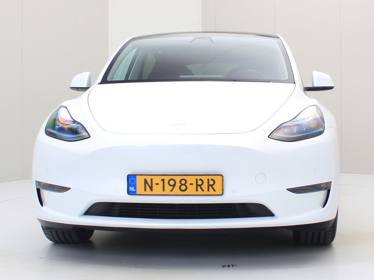 Tesla Model Y Long Range AWD 351pk [ AUTOPILOT+19 INCH+PREMIUM AUDIO ] 5
