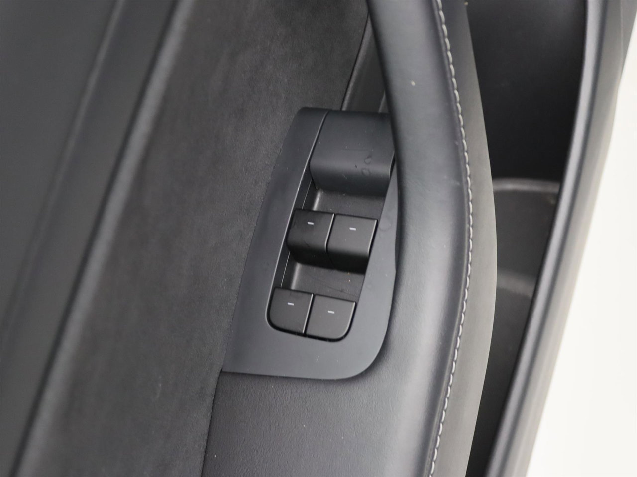 Tesla Model 3 Long-Range AWD 351pk 75 kWh 90.9% SoH FACELIFT [ FSD+19 INCH+WARMTEPOMP+PREMIUM AUDIO ] 24
