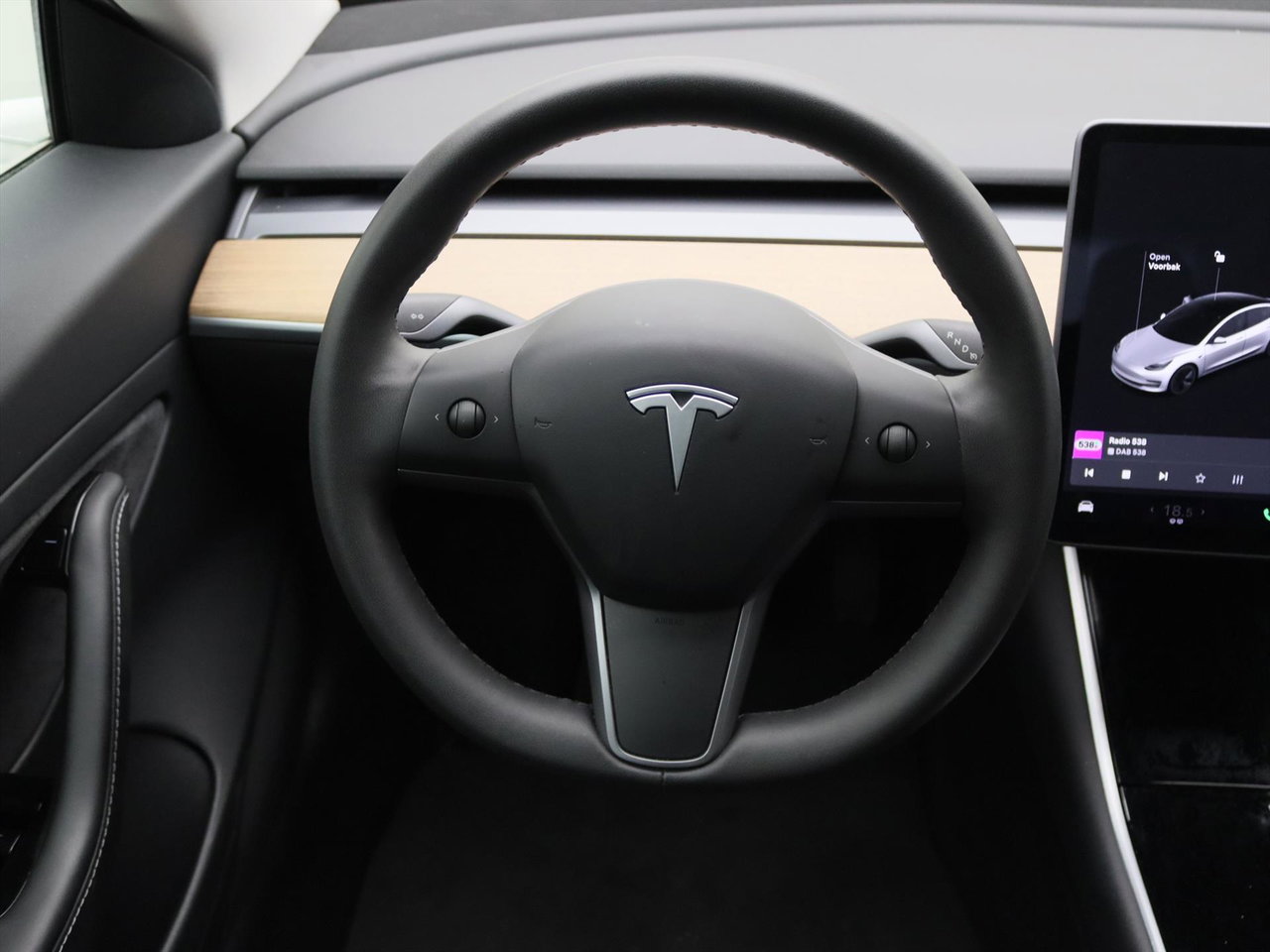 Tesla Model 3 Standard RWD Plus 99% SoH [ LFP ACCU+AUTOPILOT+60 kWh+PREMIUM AUDIO ] 18