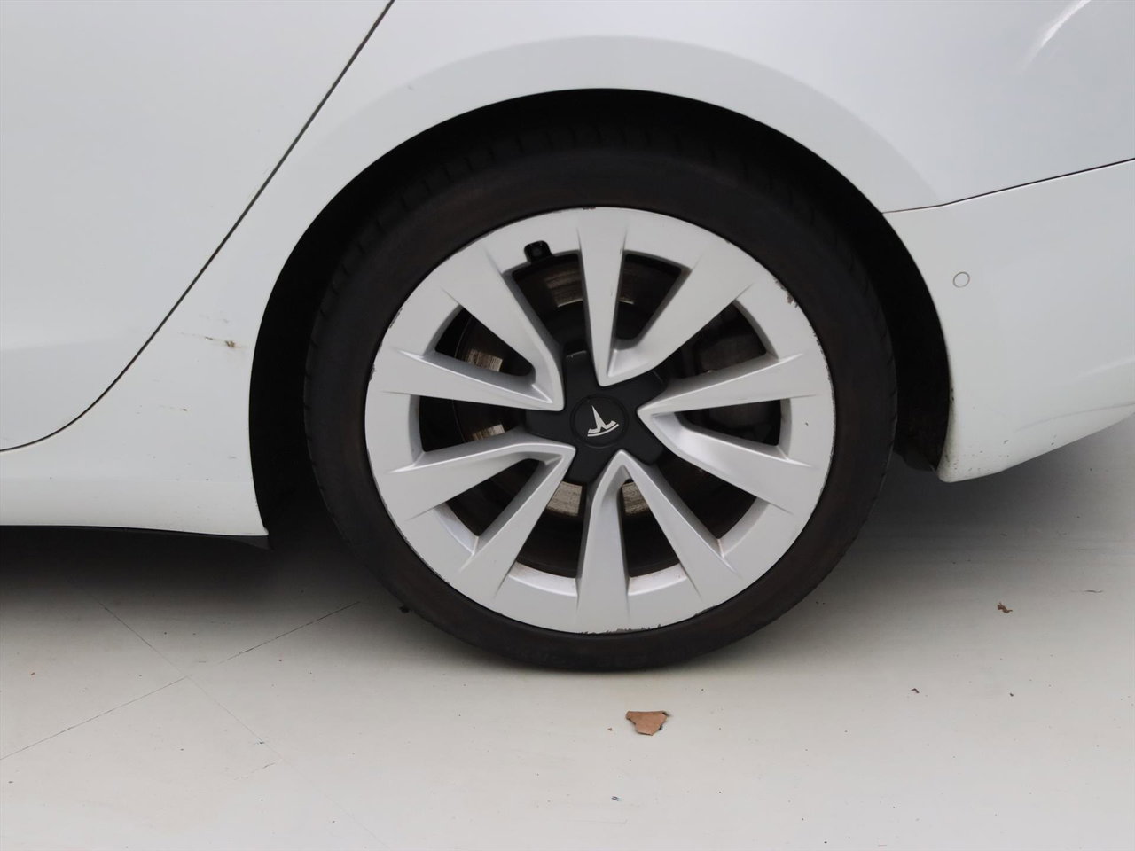 Tesla Model 3 Long-Range AWD 351pk 75 kWh 91.8% SoH FACELIFT [ WARMTEPOMP+ENHANCED AUTOPILOT+620KM WLTP+PREMIUM AUDIO ] 23