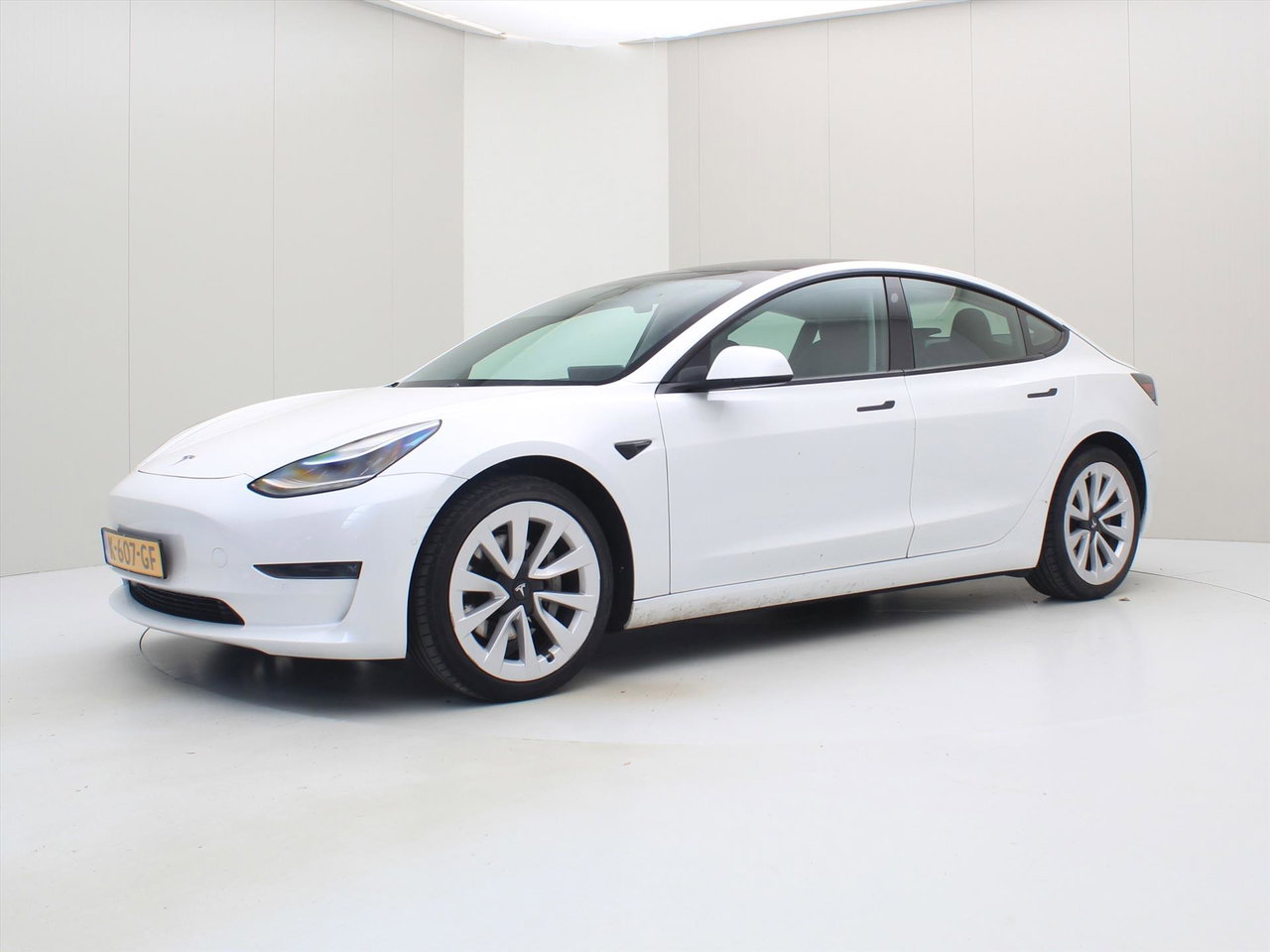 Tesla Model 3 Long-Range AWD 351pk 75 kWh 91.8% SoH FACELIFT [ WARMTEPOMP+ENHANCED AUTOPILOT+620KM WLTP+PREMIUM AUDIO ] 8
