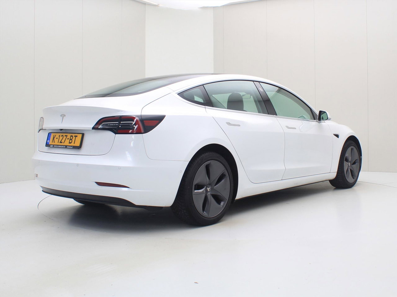 Tesla Model 3 Standard RWD Plus 92% SoH [ LFP ACCU+AUTOPILOT+60 kWh+PREMIUM AUDIO ] 3
