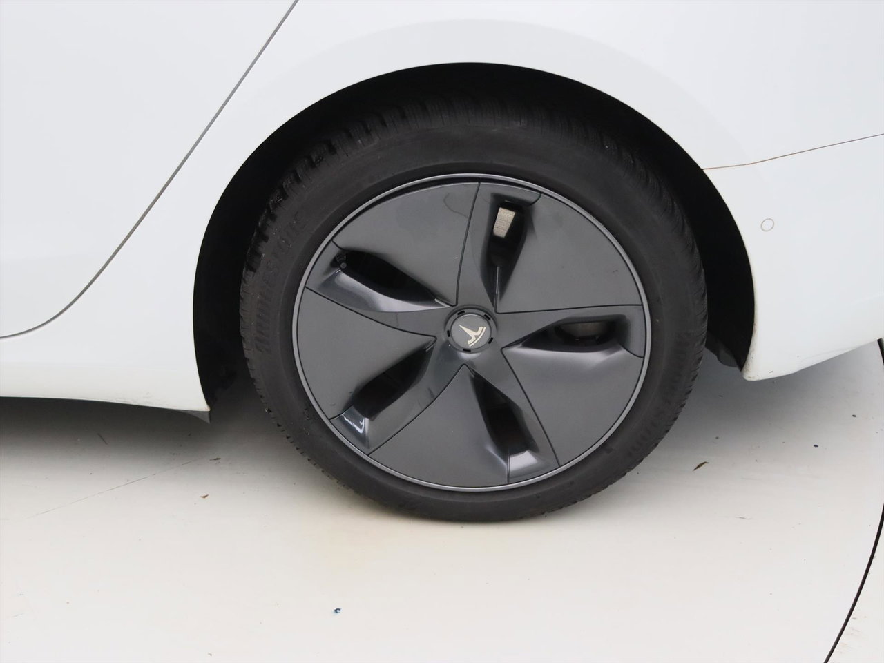 Tesla Model 3 Standard RWD Plus 92% SoH [ LFP ACCU+AUTOPILOT+60 kWh+PREMIUM AUDIO ] 18