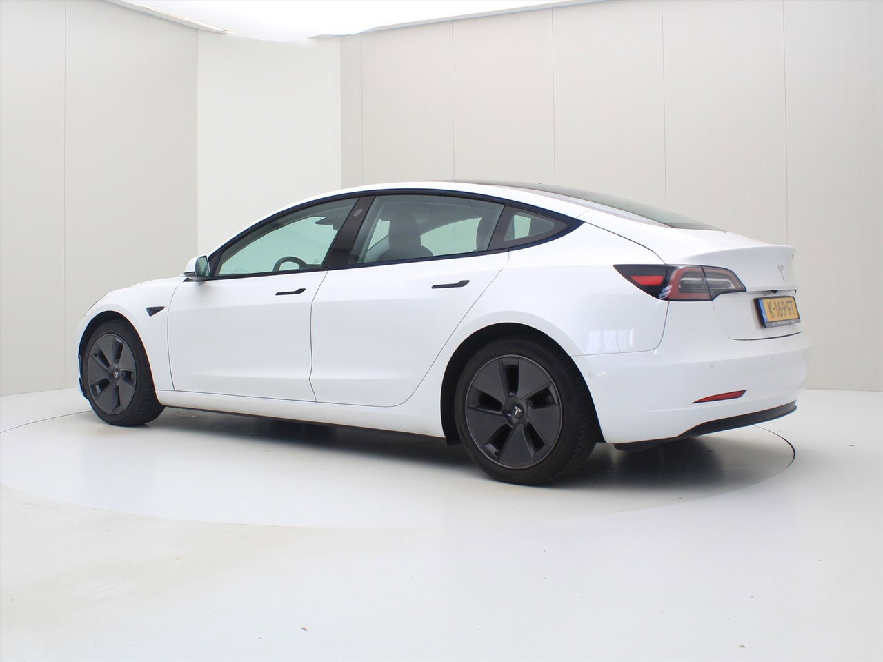 Tesla Model 3 Long-Range AWD 351pk 75 kWh 91.4% SoH FACELIFT [ WARMTEPOMP+AUTOPILOT+620KM WLTP+PREMIUM AUDIO ] 3