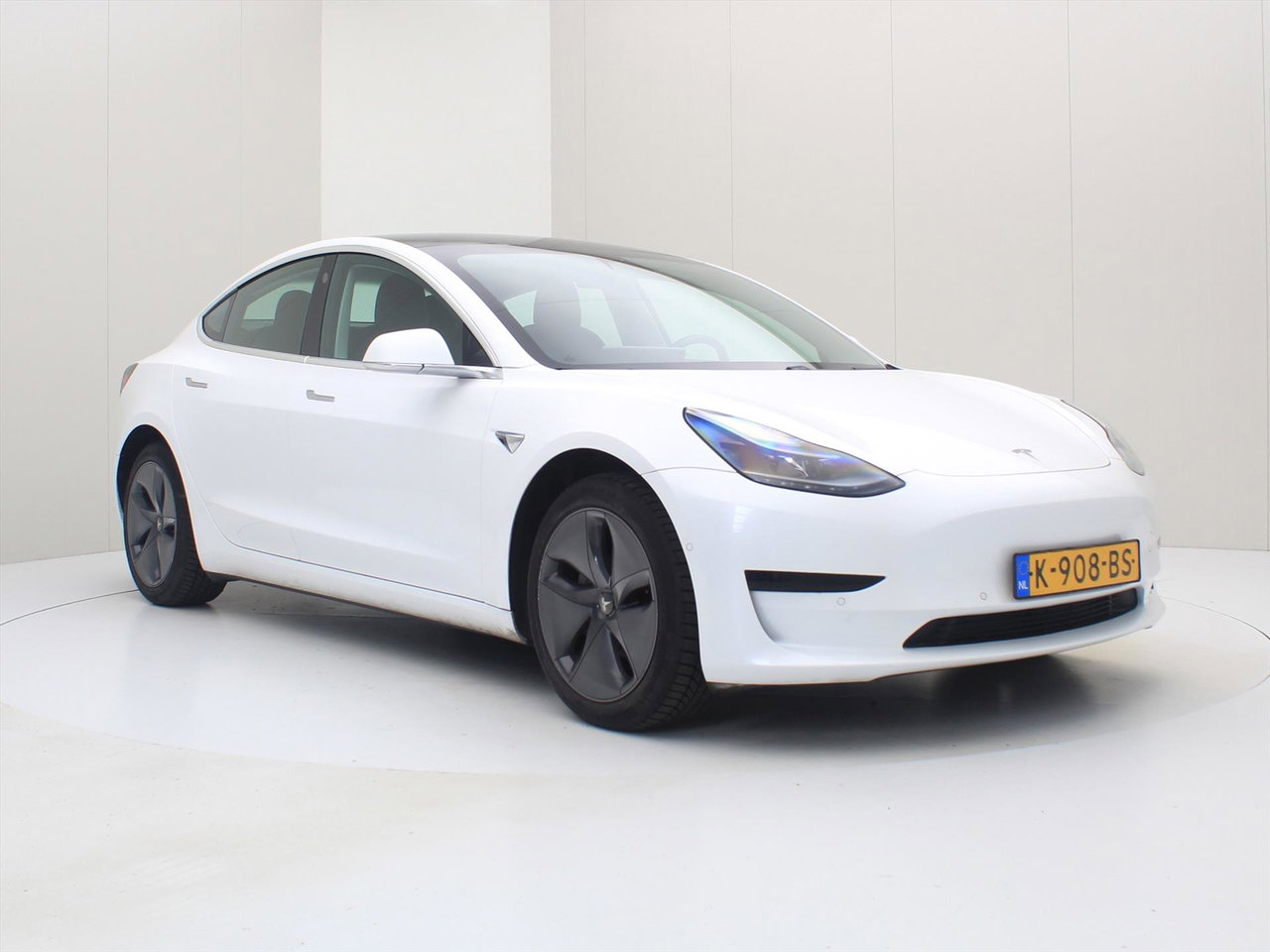 Tesla Model 3 Standard RWD Plus [ LFP-ACCU+AUTOPILOT+60 kWh+PREMIUM AUDIO ] 4
