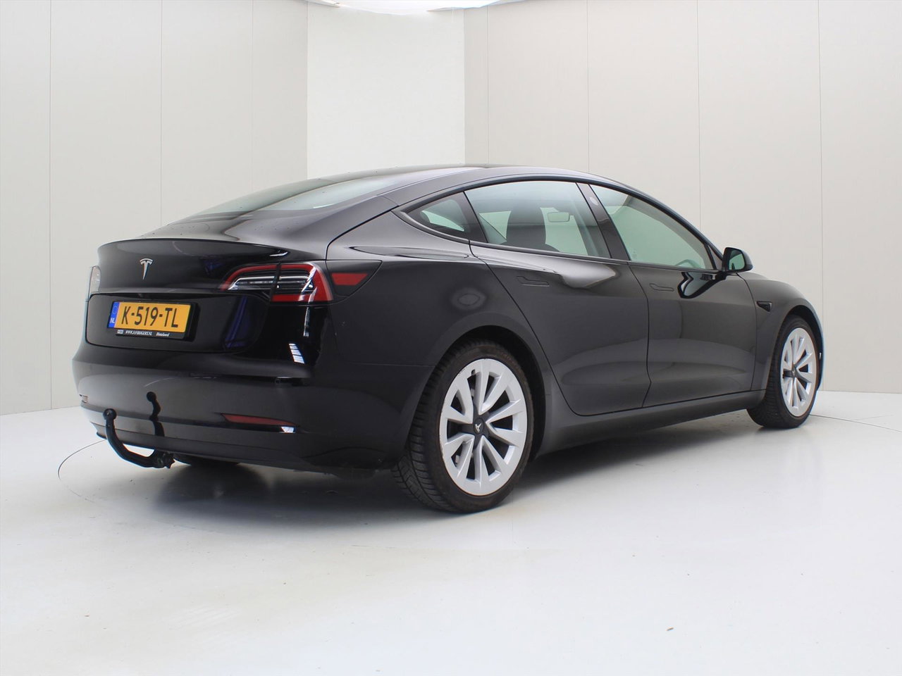 Tesla Model 3 Standard RWD Plus [ FACELIFT+TREKHAAK+AUTOPILOT+60 kWh+PREMIUM AUDIO ] 2