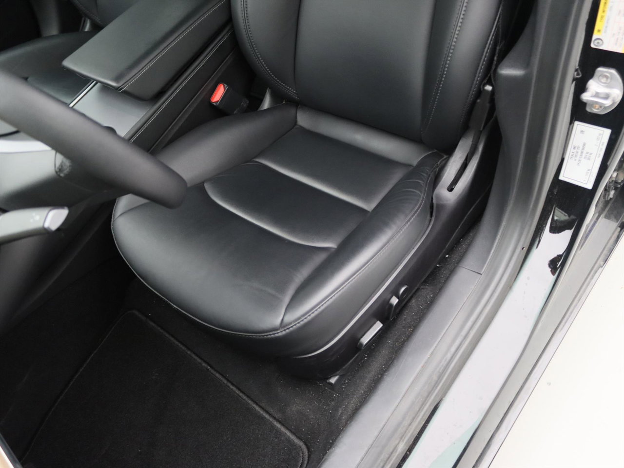 Tesla Model 3 Standard RWD Plus [ FACELIFT+TREKHAAK+AUTOPILOT+60 kWh+PREMIUM AUDIO ] 26