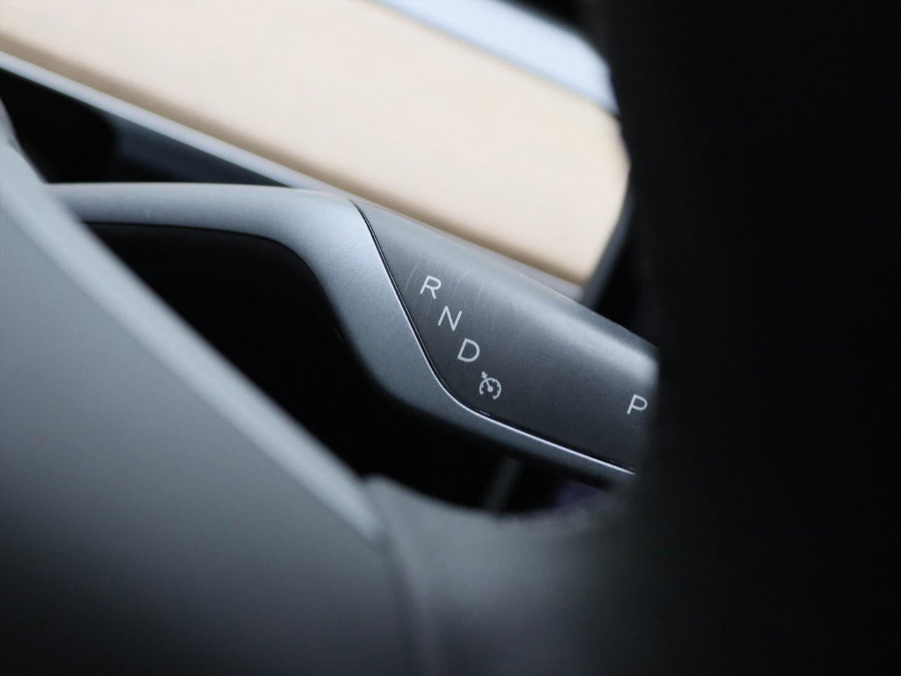 Tesla Model 3 Standard RWD Plus [ LFP-ACCU+AUTOPILOT+60 kWh+PREMIUM AUDIO ] 25