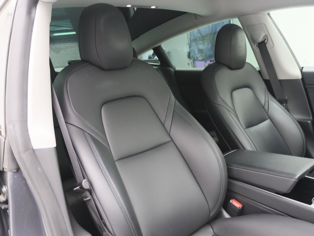 Tesla Model 3 Standard RWD Plus [ LFP-ACCU+AUTOPILOT+60 kWh+PREMIUM AUDIO ] 19