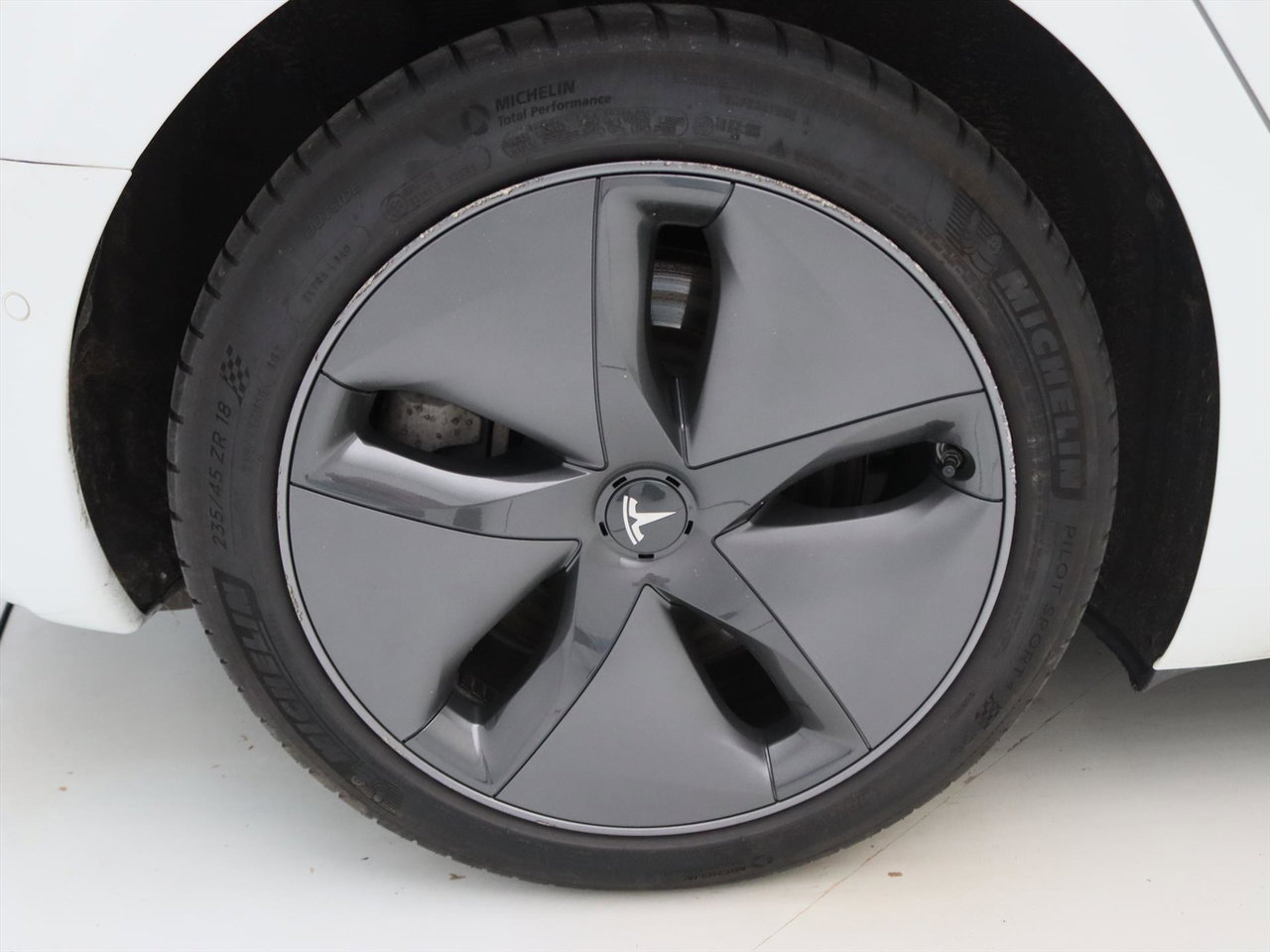 Tesla Model 3 Standard RWD Plus [ TREKHAAK+LFP-ACCU+AUTOPILOT+60 kWh+PREMIUM AUDIO ] 10