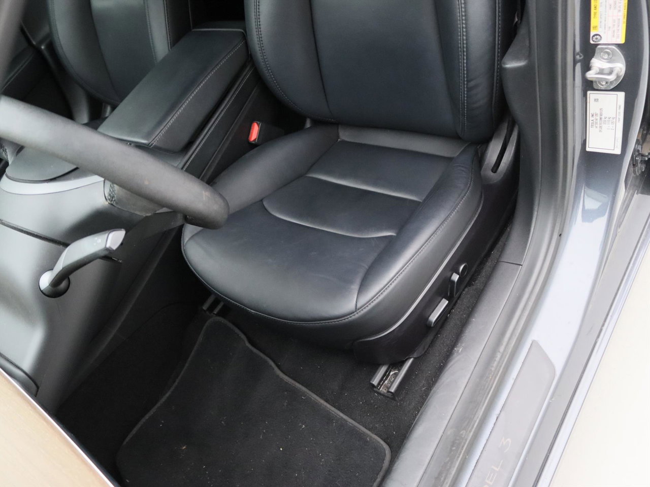 Tesla Model 3 Performance AWD 486pk 75 kWh 89.1% SoH FACELIFT [ AUTOPILOT+567KM WLTP+PREMIUM AUDIO ] 25