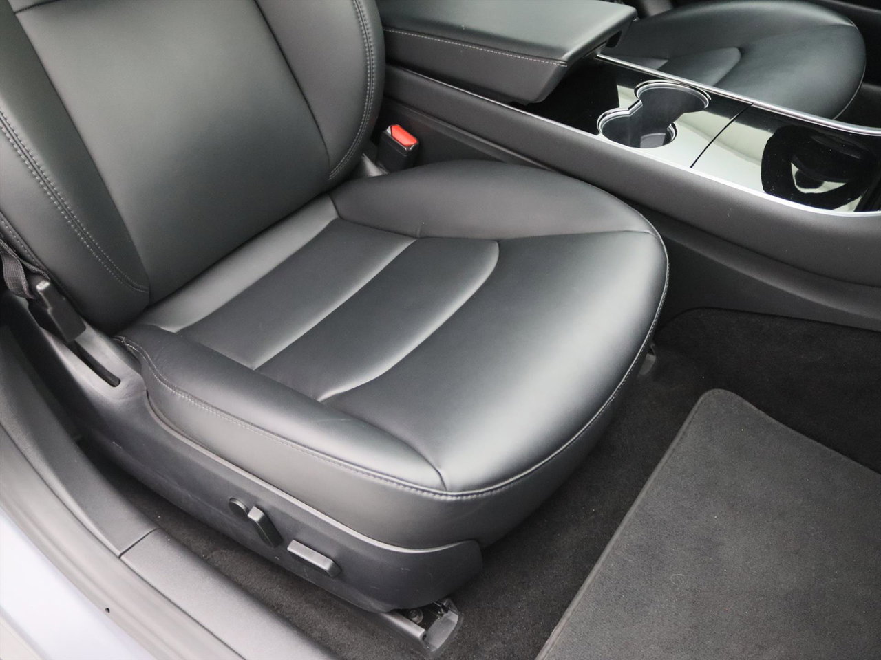 Tesla Model 3 Standard RWD Plus 88% SoH [ LFP-ACCU+AUTOPILOT+60 kWh+PREMIUM AUDIO ] 16