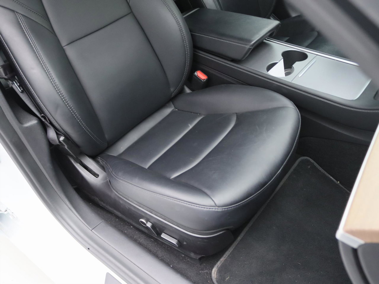Tesla Model 3 Long-Range AWD 351pk 75 kWh 95% SoH FACELIFT [ WARMTEPOMP+AUTOPILOT+19 INCH ] 15