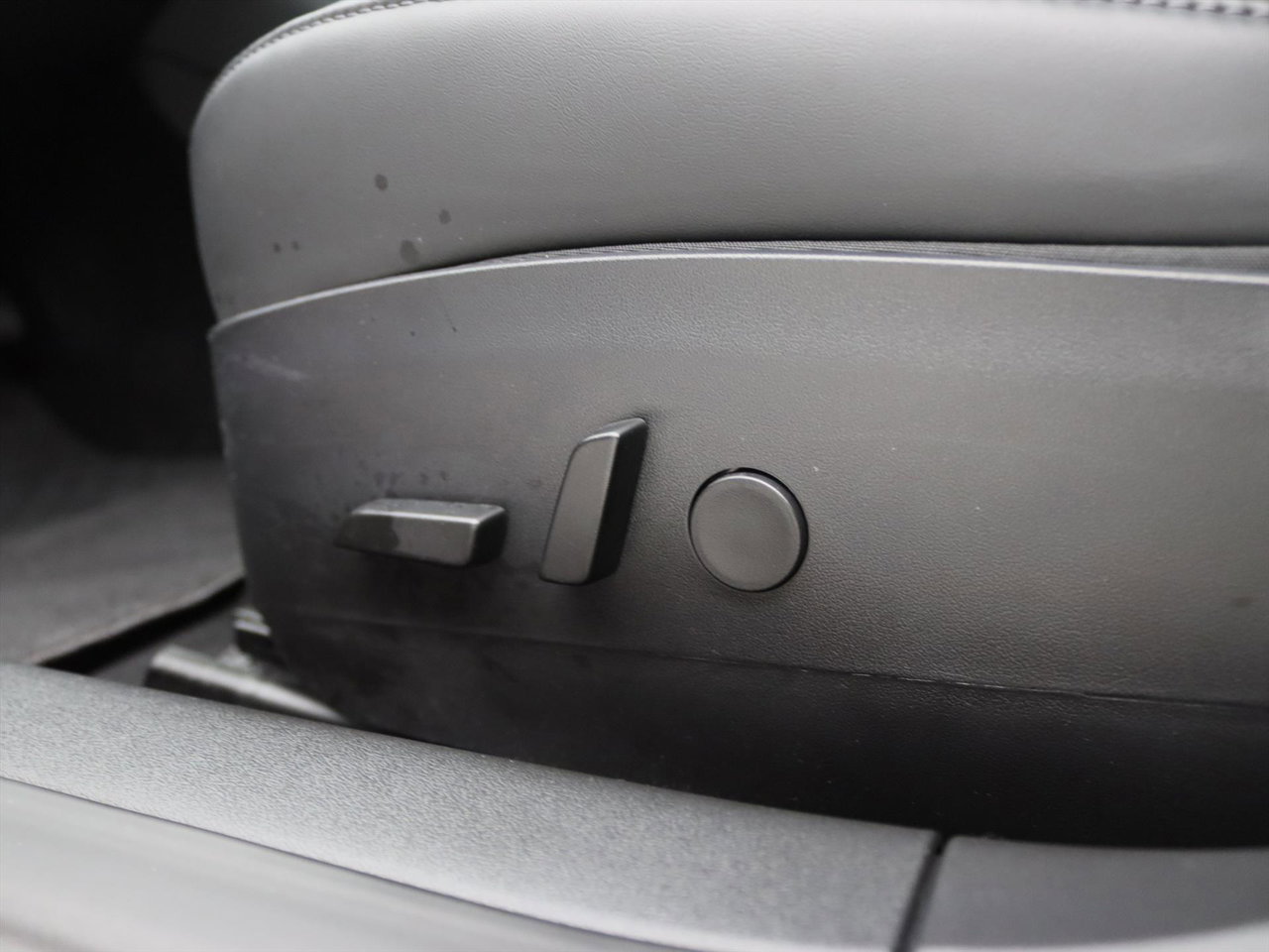 Tesla Model 3 Standard RWD Plus [ LFP-ACCU+AUTOPILOT+60 kWh+PREMIUM AUDIO ] 17