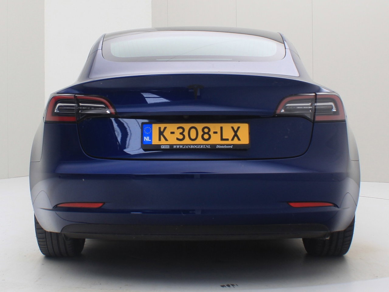 Tesla Model 3 Standard RWD Plus [ LFP-ACCU+AUTOPILOT+60 kWh+PREMIUM AUDIO ] 6