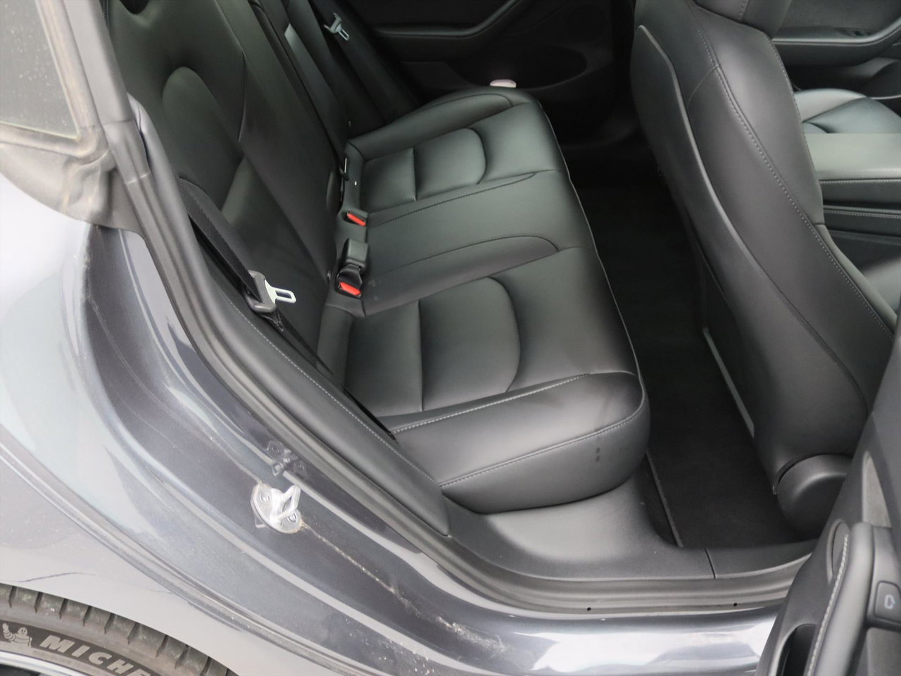 Tesla Model 3 Long-Range AWD 351pk 75 kWh 90% SoH UPGRADE [ RYZEN AMD+WARMTEPOMP+AUTOPILOT+PREMIUM AUDIO ] 15