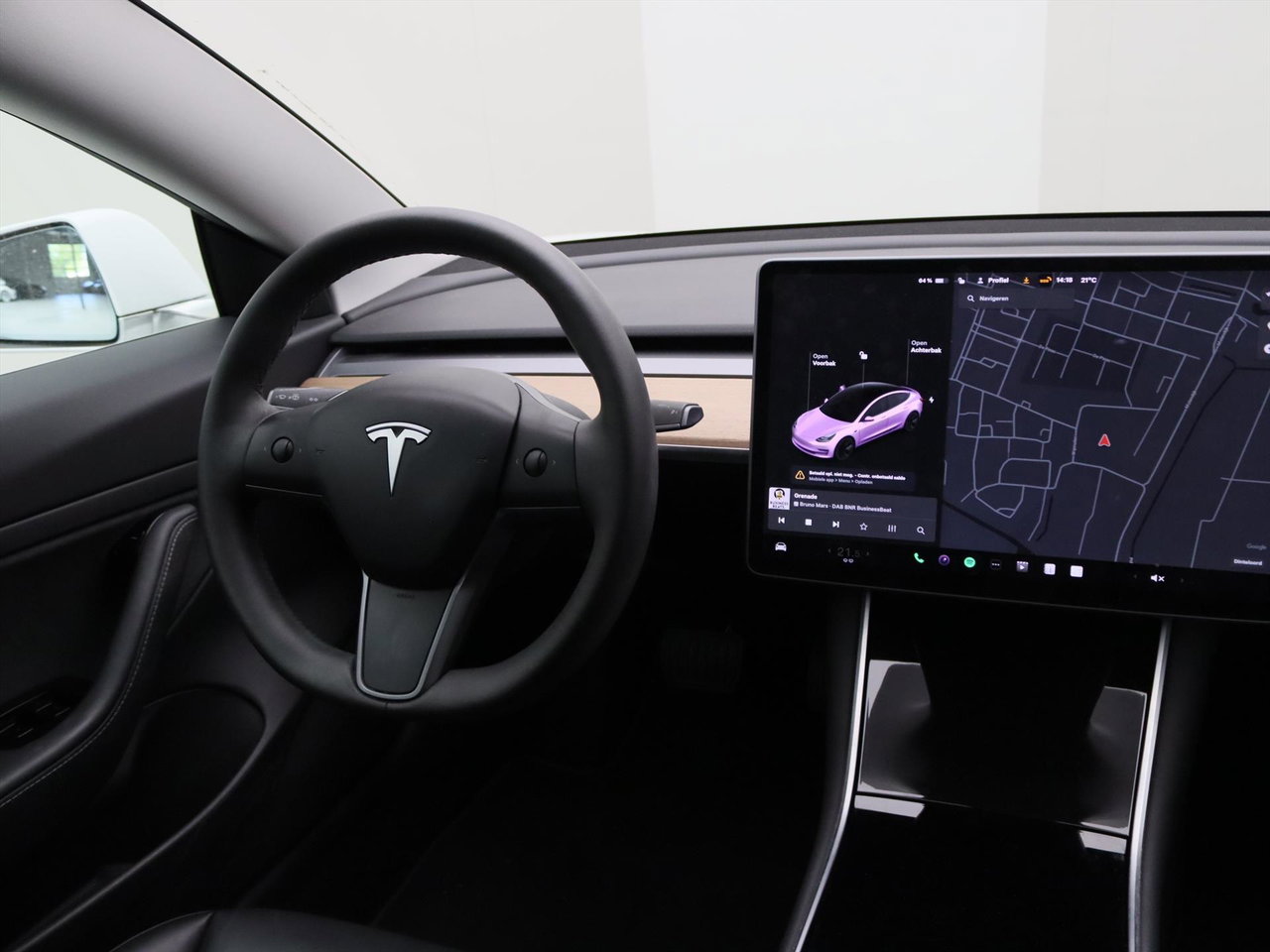 Tesla Model 3 Standard RWD Plus [ LFP ACCU+AUTOPILOT+60 kWh+PREMIUM AUDIO ] 16