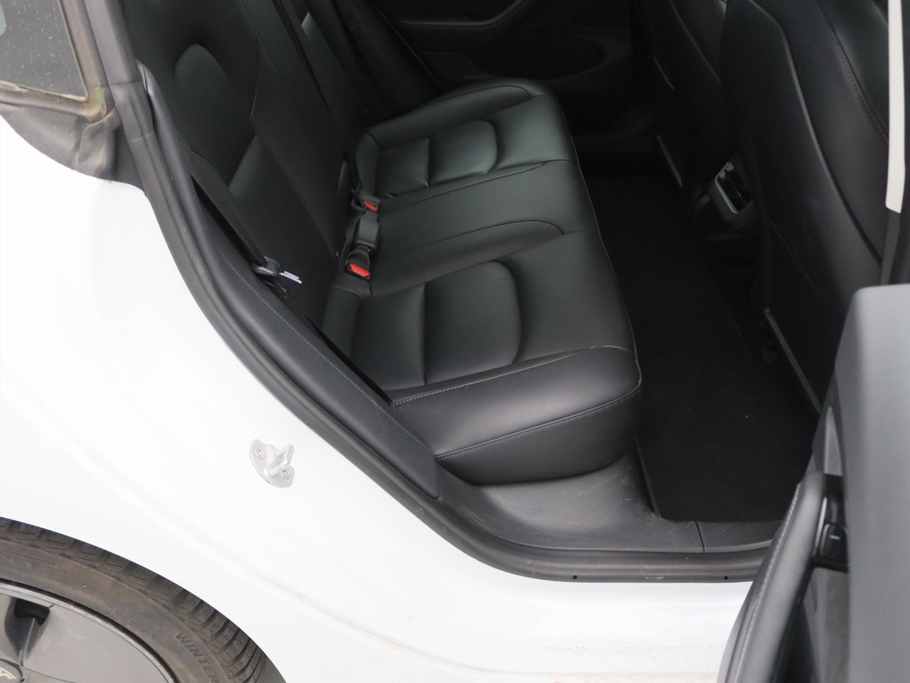 Tesla Model 3 Standard RWD Plus [ LFP ACCU+AUTOPILOT+60 kWh+PREMIUM AUDIO ] 14