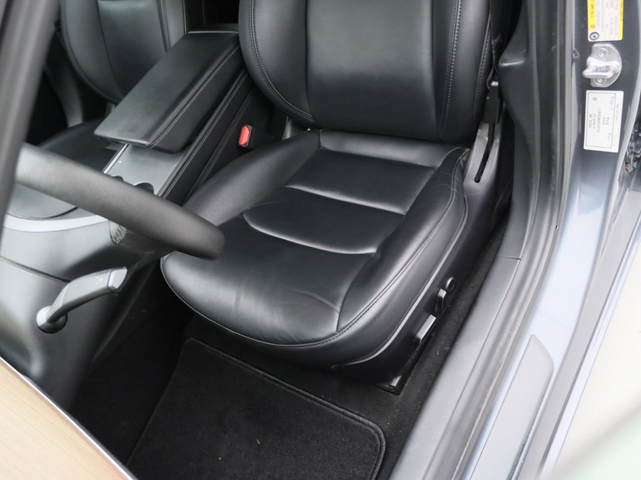 Tesla Model 3 Standard RWD Plus [ FACELIFT+TREKHAAK+AUTOPILOT+60 kWh+PREMIUM AUDIO ] 25