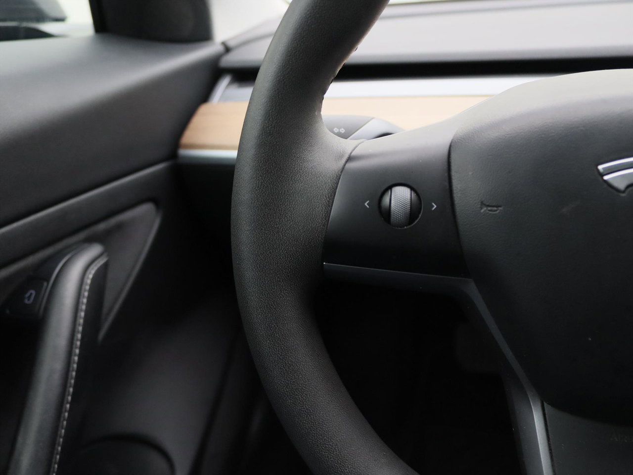 Tesla Model 3 Standard RWD Plus [ FACELIFT+TREKHAAK+AUTOPILOT+60 kWh+PREMIUM AUDIO ] 27