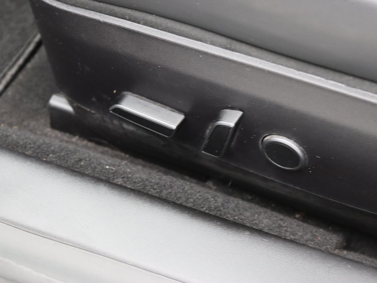 Tesla Model 3 Standard RWD Plus [ FACELIFT+TREKHAAK+AUTOPILOT+60 kWh+PREMIUM AUDIO ] 24