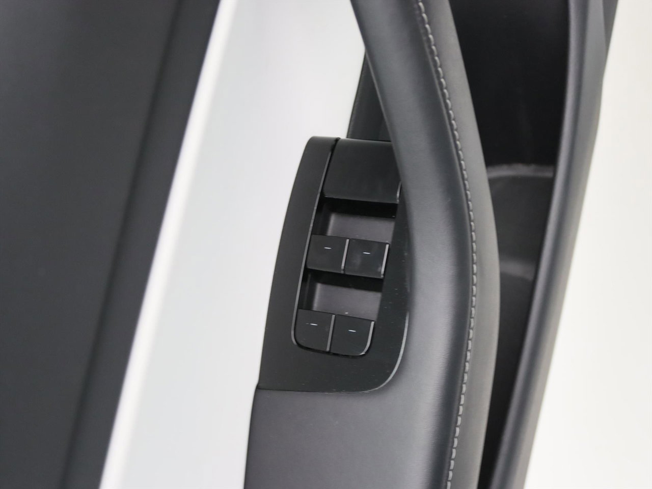 Tesla Model 3 Standard RWD Plus 85% SoH [ WIT LEDER+AUTOPILOT+60 kWh+PREMIUM AUDIO ] 26