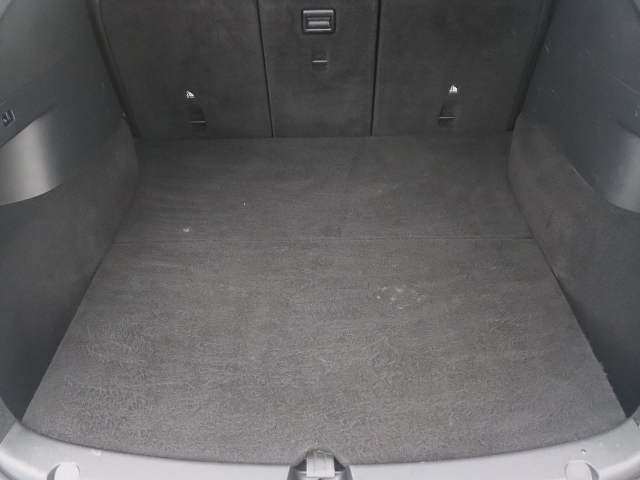 Tesla Model Y Long-Range AWD 351pk 75 kWh 87% SoH [ RYZEN AMD+AUTOPILOT+19 INCH+PREMIUM AUDIO ] 9