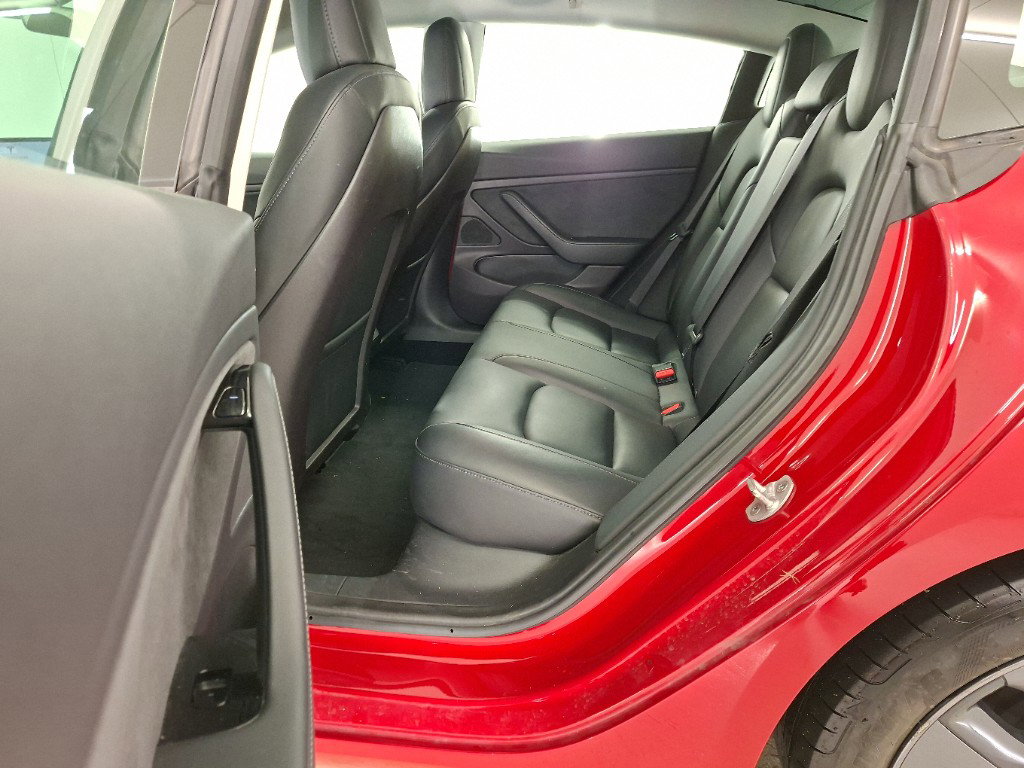 Tesla Model 3 Long-Range AWD 351pk 75 kWh 86.8% SOH [ AUTOPILOT+620KM WLTP+PREMIUM AUDIO ] 10