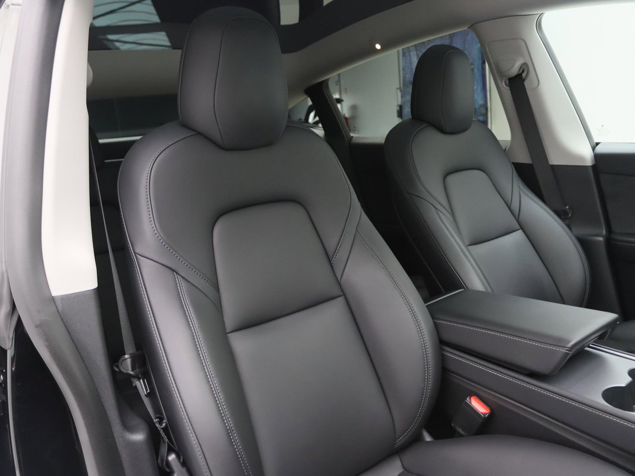 Tesla Model Y Long-Range AWD 351pk 75 kWh 90,7% SoH [ AUTOPILOT+20 INCH+533KM WLTP+PREMIUM AUDIO ] 20