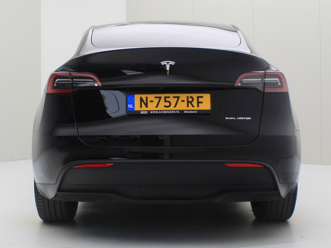 Tesla Model Y Long-Range AWD 351pk 75 kWh 90,7% SoH [ AUTOPILOT+20 INCH+533KM WLTP+PREMIUM AUDIO ] 6