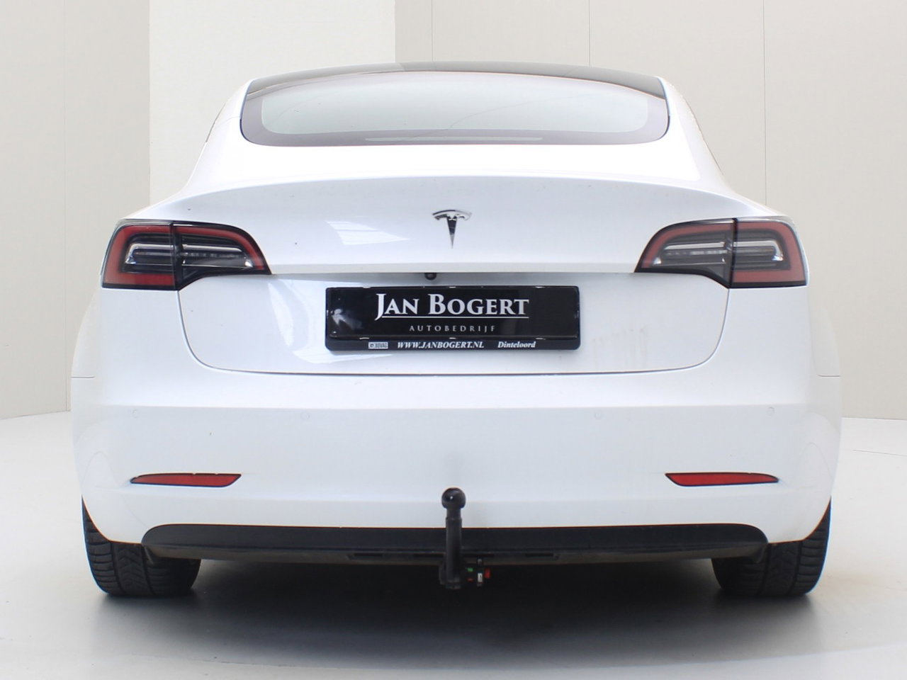 Tesla Model 3 Standard RWD Plus [ FACELIFT+TREKHAAK+AUTOPILOT+60 kWh+PREMIUM AUDIO ] 6