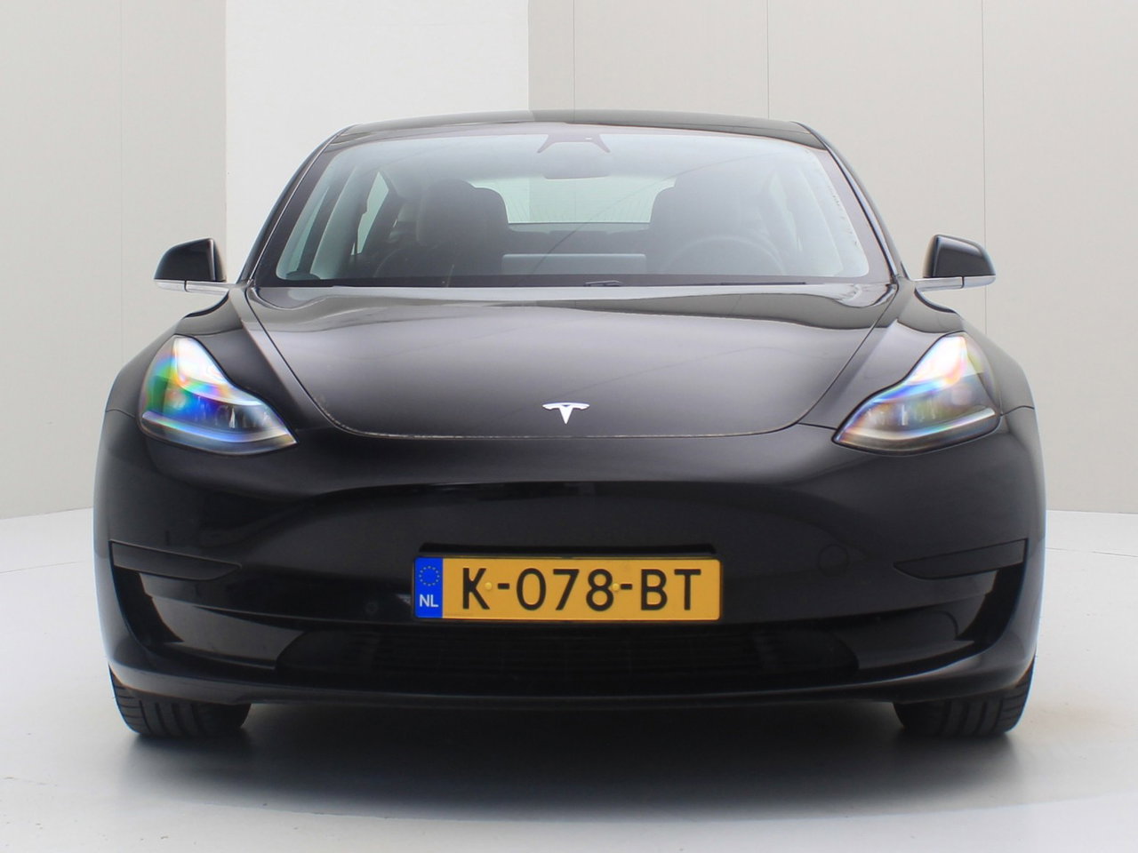 Tesla Model 3 Standard RWD Plus [ LFP-ACCU+AUTOPILOT+60 kWh+PREMIUM AUDIO ] 5