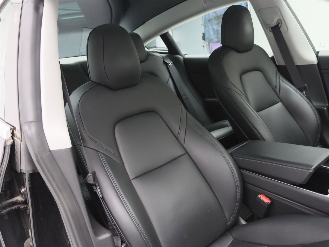 Tesla Model 3 Standard RWD Plus [ LFP-ACCU+AUTOPILOT+60 kWh+PREMIUM AUDIO ] 19