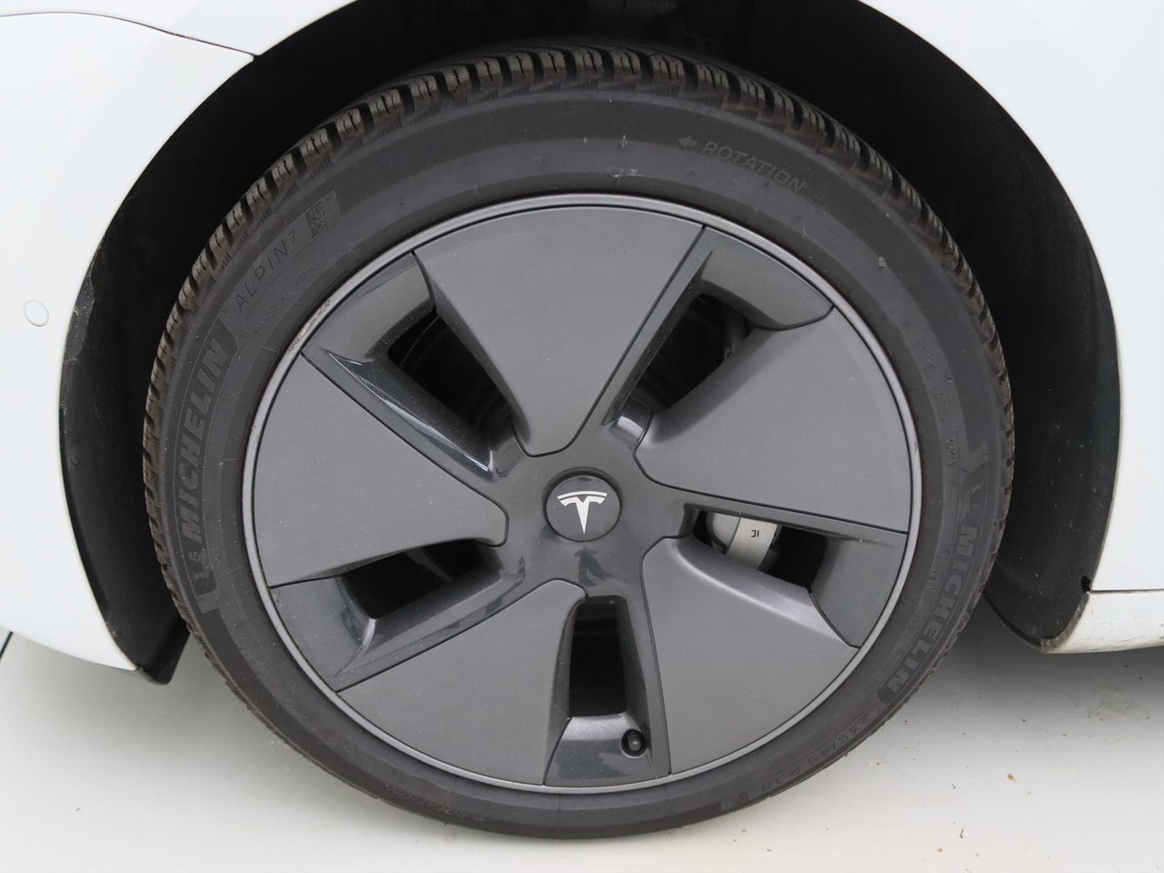 Tesla Model 3 Long-Range AWD 351pk 75 kWh FACELIFT [ TREKHAAK+WARMTEPOMP+AUTOPILOT+620KM WLTP+PREMIUM AUDIO ] 11