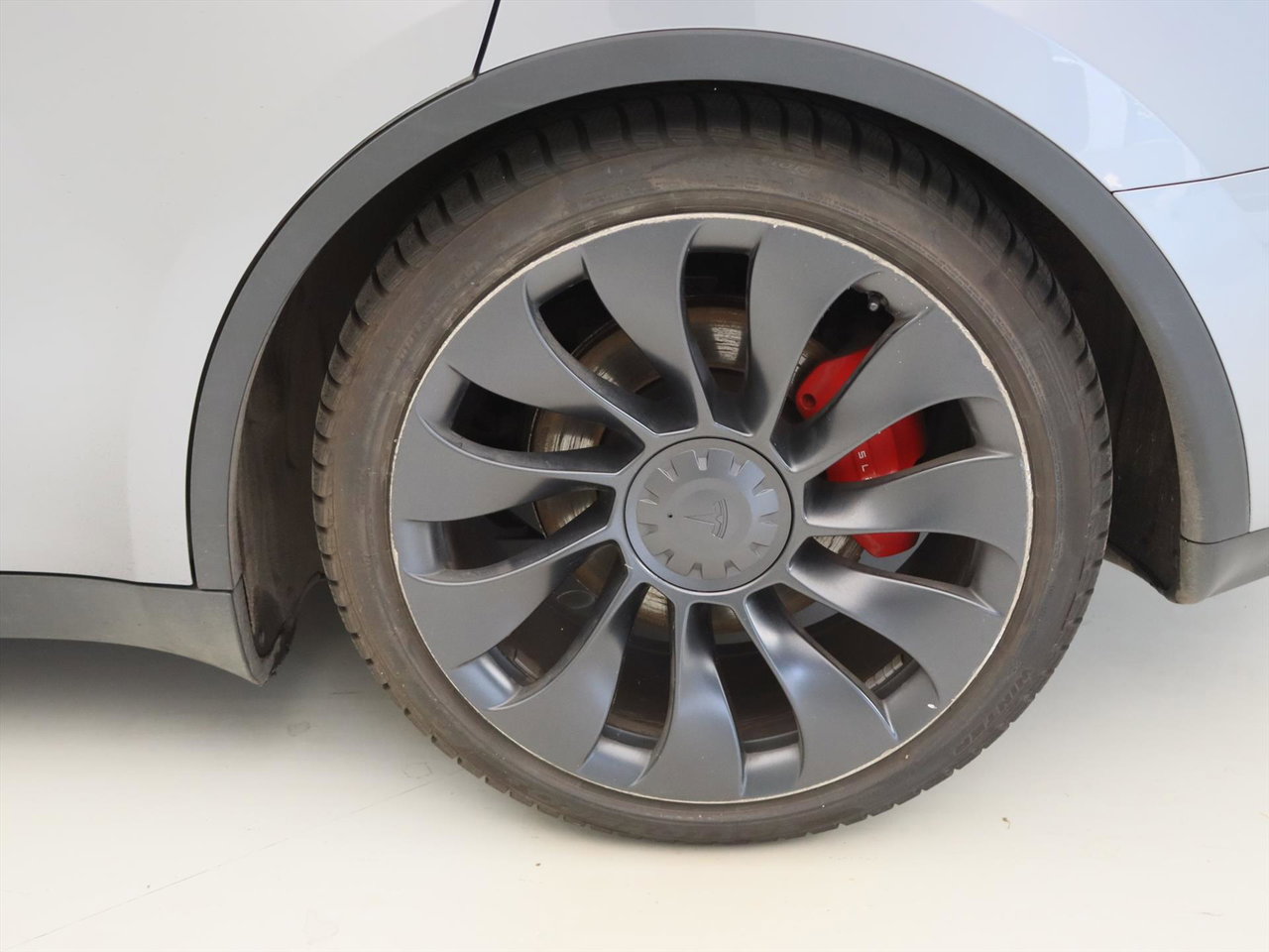 Tesla Model Y Performance 534pk AWD 91.5% SoH Quicksilver [ ENHANCED AUTOPILOT+21 INCH+WARMTEPOMP+RYZEN+PREMIUM AUDIO ] 25