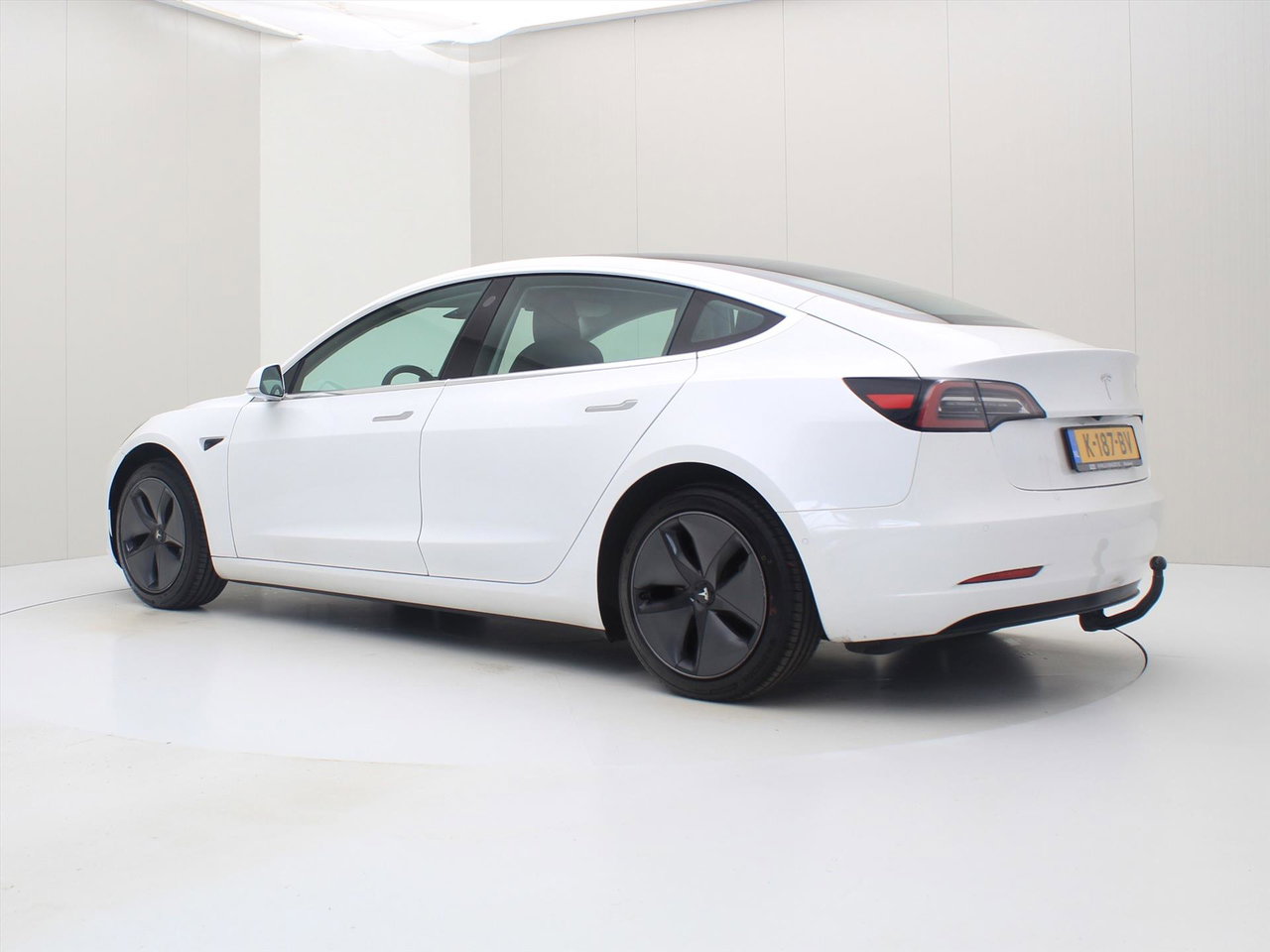 Tesla Model 3 Standard RWD Plus [ TREKHAAK+LFP-ACCU+AUTOPILOT+60 kWh+PREMIUM AUDIO ] 13